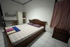 Kamar Tidur OYO 94142 Al Fatih Residence Syariah 2