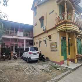 Exterior / Building 1 Hotel O Vida Homestay, Banjar Fried Chicken Hotels