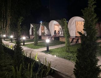 Bangunan 2 Glamping Seribu Pulau Pangalengan