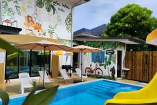 สระว่ายน้ำ Win Win Villa