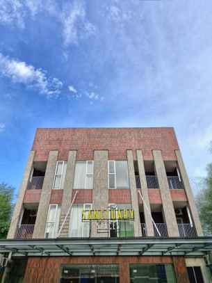 Sanctuary Spaces Hotel Slipi Tomang, Rp 373.901