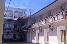 Luar Bangunan Hotel Saluyu 2