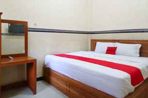 RedDoorz @ Dien Homestay Syariah Alun-alun Pasuruan, THB 302.40
