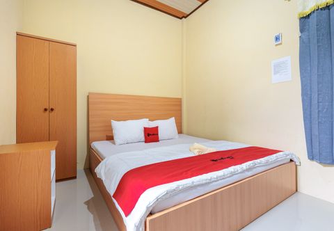ห้องนอน RedDoorz near Waterworld Lampung