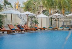 Swimming Pool 4 The Pandan Sari Hotel