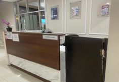 Accommodation Services 6 Hotel O Grand Asia Afrika Apartment By Qr Property