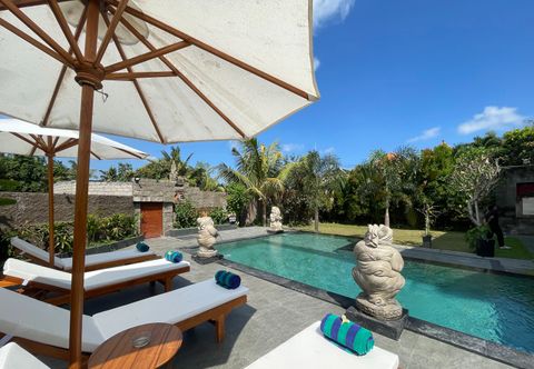 สระว่ายน้ำ Nivaluma