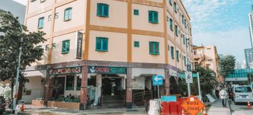 외관 2 A Hotel Desker