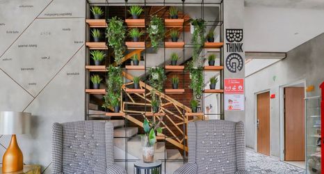 Sảnh chờ 2 The Batik Bed and Coffee Bandung