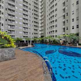 Swimming Pool 1 High Livin Apartment Parahyangan, Liberta Physio Hotels
