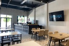Bar, Cafe and Lounge Casaluna Bed & Breakfast Purwokerto by Avalon
