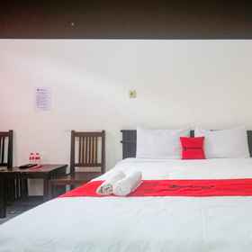 Bedroom 1 RedDoorz @ Mayang Garini 2 Borobudur, 마겔랑 호텔