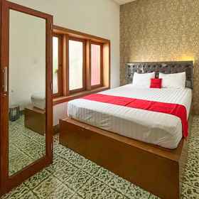 Bedroom 1 RedDoorz Syariah near Alun-Alun Tulungagung, Hotel Tulungagung