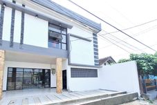 Exterior RedDoorz near Stasiun Kediri