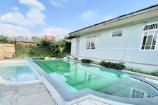 Swimming Pool The Kanzi Hotel & Village