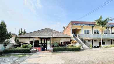 Exterior 4 The Kanzi Hotel & Village