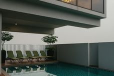 Kolam Renang Millerz Square by Tido Tido