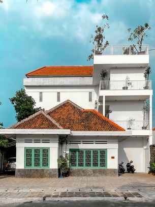 Binumar Guest House, THB 378.81