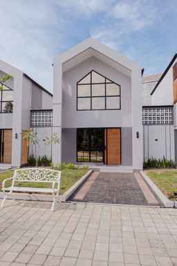 Sribudaya Resort, USD 96.37