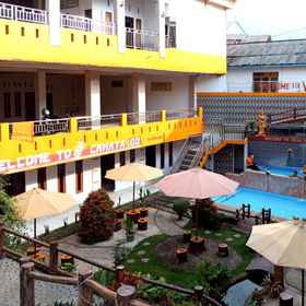 Exterior / Building 1 Villa Cahaya 3 Guci Mitra RedDoorz, Hotel Tegal