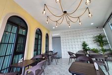 바, 카페, 라운지 Cottage Pine Rayong