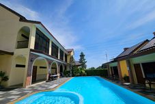 수영장 Cottage Pine Rayong