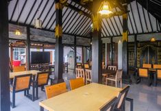 Common Space 6 Urbanview Hotel Syariah Astungkara Space Sleman by RedDoorz