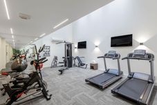 フィットネスセンター Brady Apartment Hotel Hardware Lane