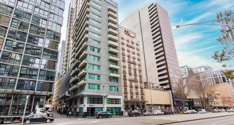 Exterior 2 Brady Apartment Hotel Flinders Street