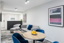 Bedroom Brady Apartment Hotel Flinders Street