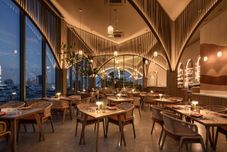 レストラン Somerset Sukhumvit 71 Bangkok