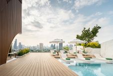 スイミングプール Somerset Sukhumvit 71 Bangkok