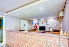 로비 2 Grand Hills Hotel Near Ketapang Banyuwangi Mitra RedDoorz