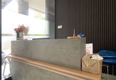 로비 6 RedDoorz Plus Near SP Plaza Batu Aji Batam