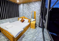 Bedroom 4 Homestay with Pine Forest View