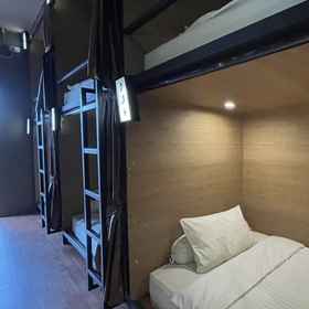 Bedroom 1 VK Pods Pangandaran, Hotel Pantai Barat