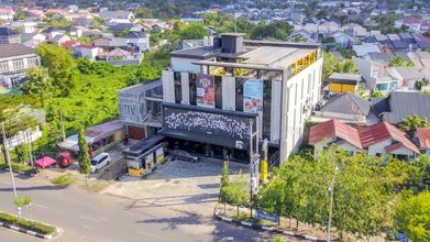 외관 4 Fhandika Boutique Inc