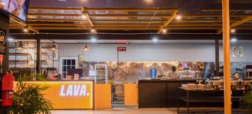 レストラン 6 Fhandika Boutique Inc