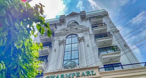 外観 2 Charmpearl Hotel & Suites