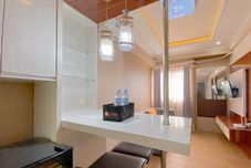 Lobi The Urban Style 2BR Apartment at Suites @Metro By Travelio