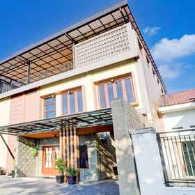 Exterior / Building 1 Collection O Padang City Center Near Transmart Padang Formerly De Orchids, Pengadilan Agama Padang Hotels
