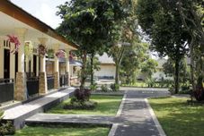 ロビー NEW INDRA DJAYA HOTEL