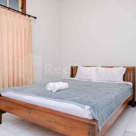 Bedroom 1 D Martin Malioboro Hotel RedPartner, CNS BRANCH YOGYAKARTA III Hotels