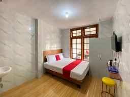 RedDoorz near RSUD Tidar Magelang, USD 15.24