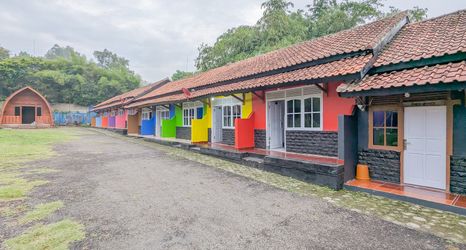 外観 2 RedDoorz Resort @ Ciater 3