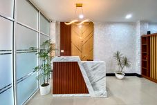 Lobby Urbanview Hotel Pelita Inn Medan