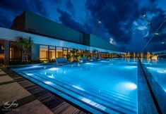 Kolam Renang 2 The Song Yuki Apartment