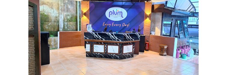 ロビー PLUM Hotel Palereman Batu