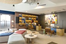 ロビー ARTOTEL Hub Simpang Temu