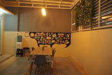 Bar, Cafe and Lounge Villa Delima Bunga Tanjung Kav 2